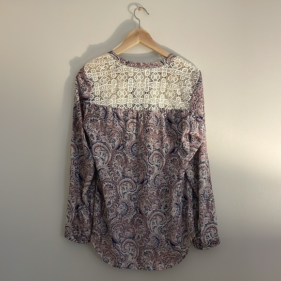 Daniel Rainn size small pink, blue white long sleeve blouse with crochet yoke - Picture 6 of 7